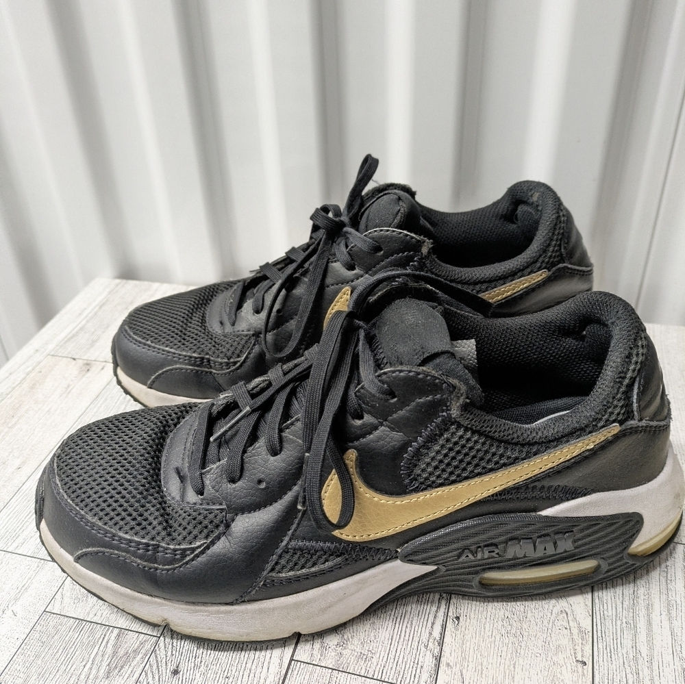 Nike Air Max Black and Gold Sneakers Size 8